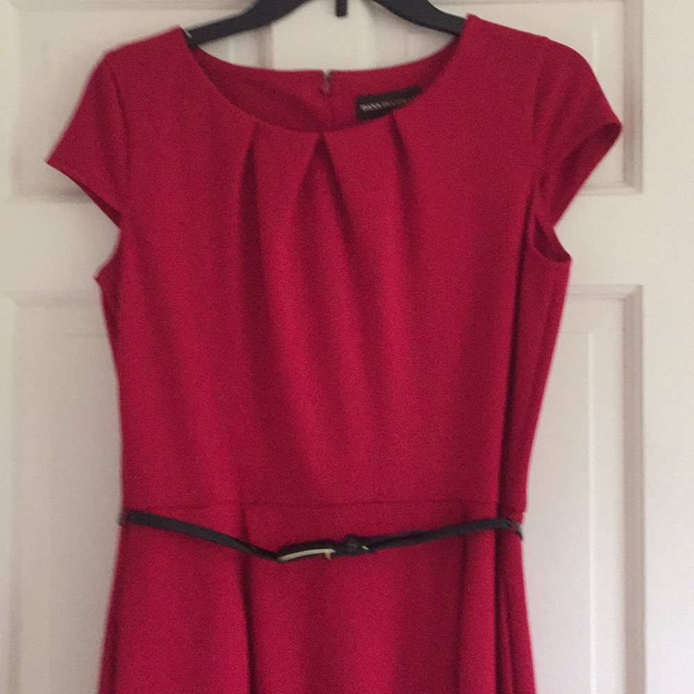 Dress - Picture 2 of 4